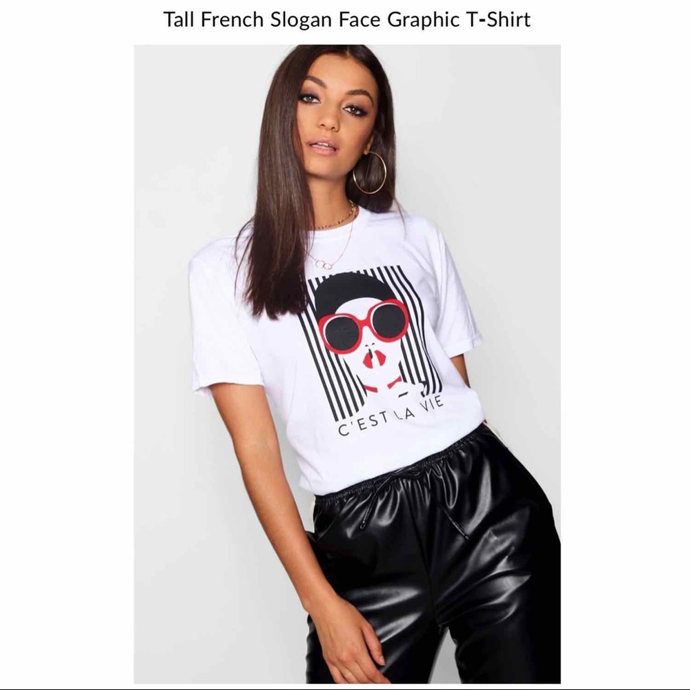 Graphic T-shirt Size Small